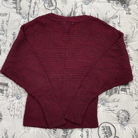 Leith Dolman Sleeve V-Neck Sweater - Picture 7 of 8